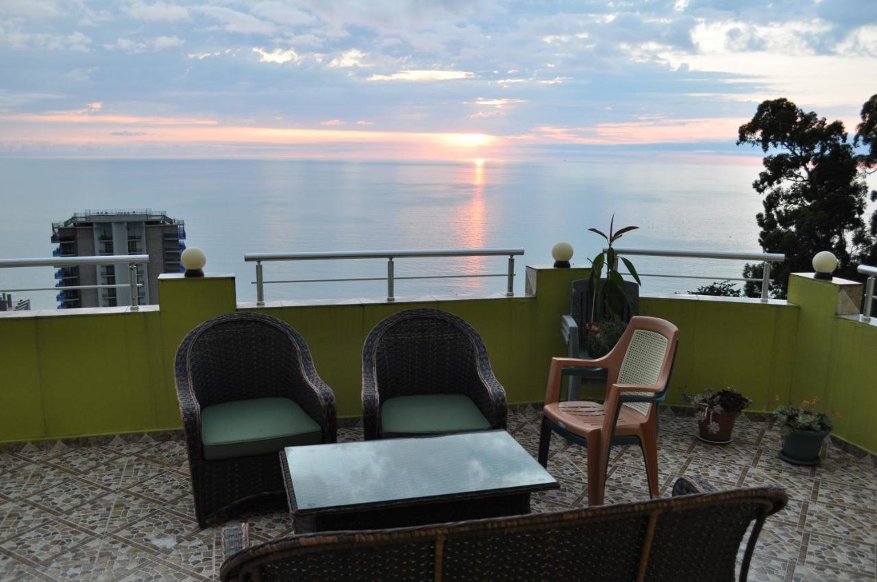 Akhmed Guest House Kvariati Exterior photo
